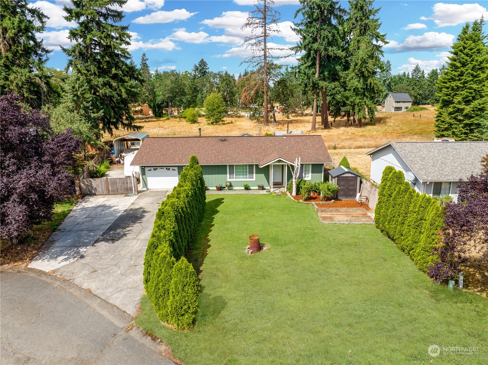 Property Photo: 16602 10th Ave E WA 98387