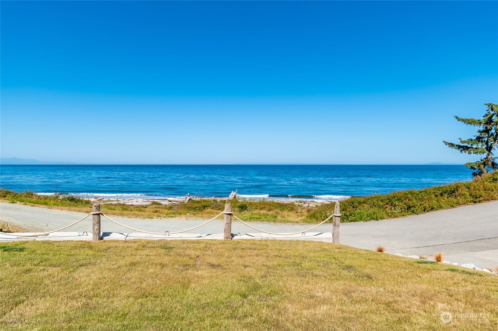 Property Photo: 562 Pebble Beach Drive WA 98239