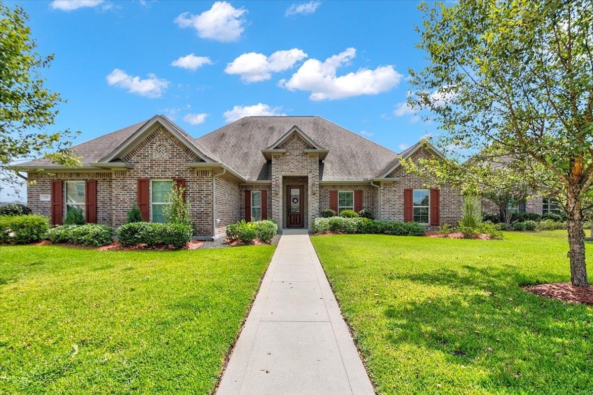 Property Photo:  295 Chaple Creek Dr.  TX 77657 