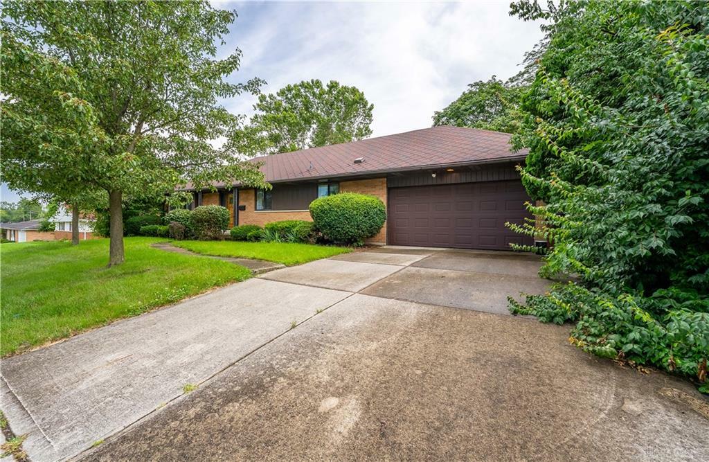 Property Photo: 221 Stuckhardt Road OH 45426