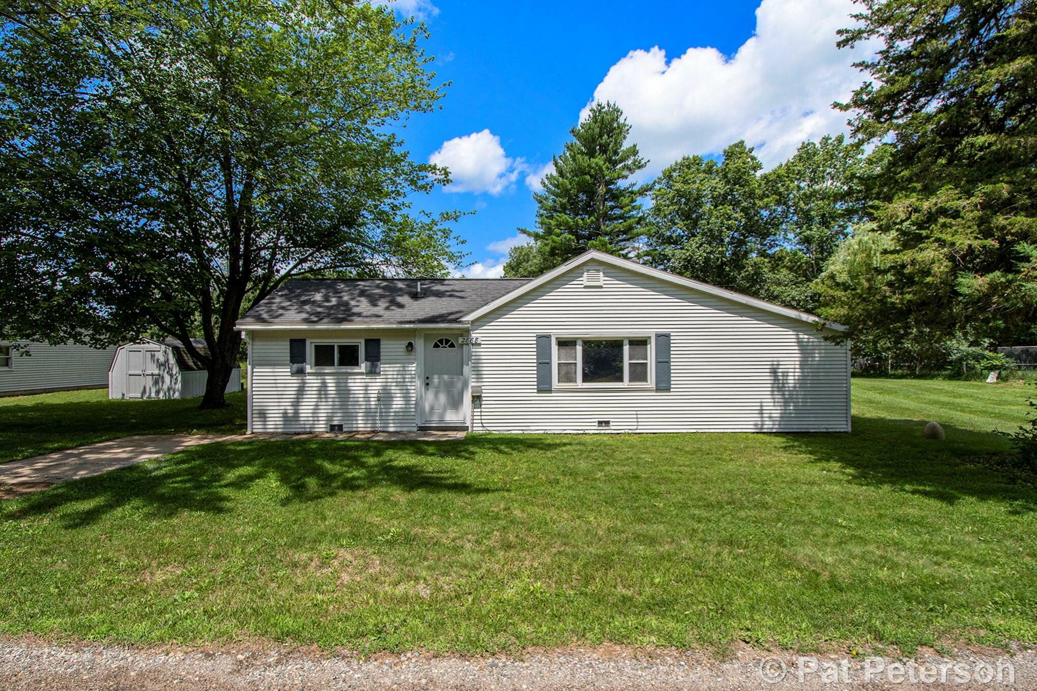 Property Photo:  2888 Morton Avenue  MI 48865 