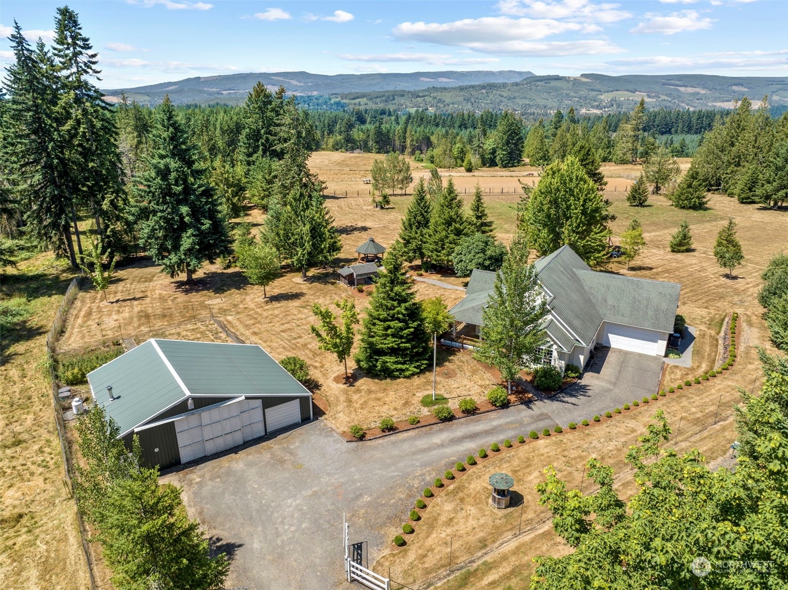 Property Photo: 157 McCormick Spur 2 Road WA 98611