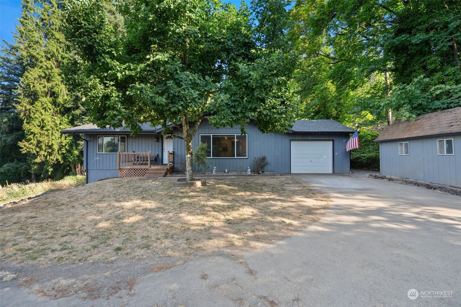 Property Photo:  405 Coal Creek Road  WA 98632 