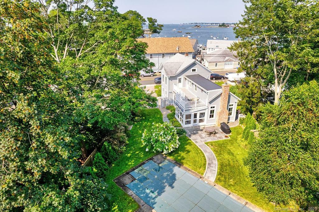 Property Photo:  214 Thimble Island Road  CT 06405 