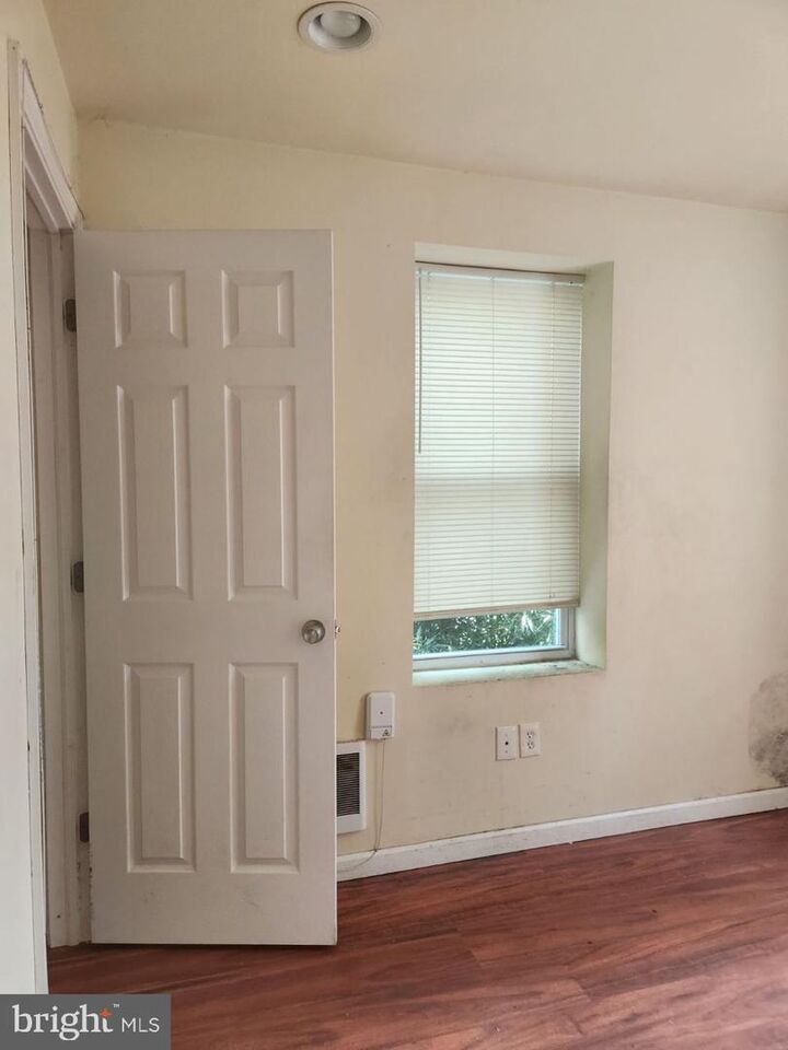 Property Photo:  1824 E Madison Street  PA 19134 
