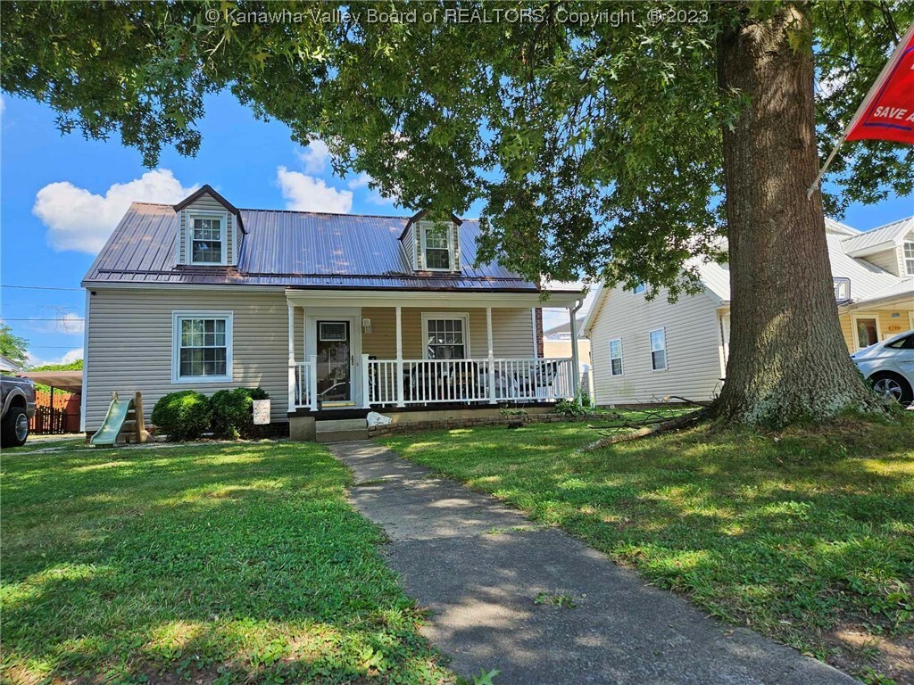 Property Photo:  626 Carroll Street  WV 25177 