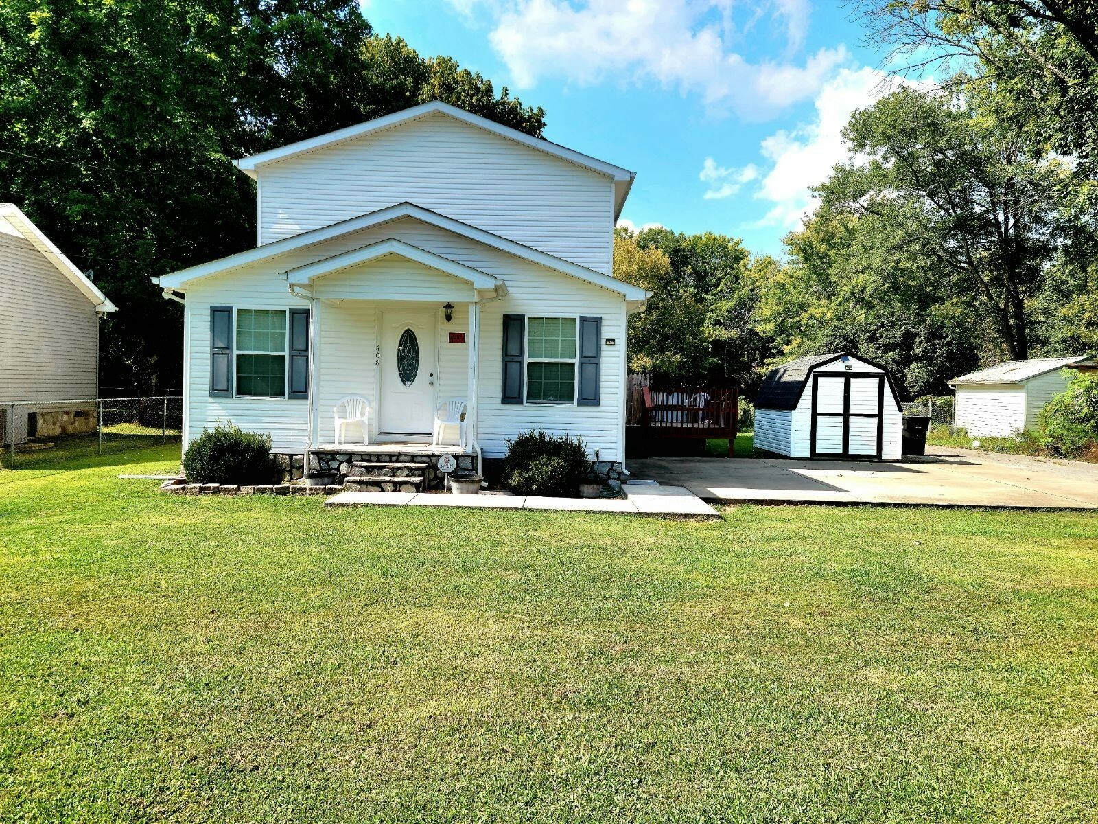 Property Photo:  408 W Volney St  TN 37388 