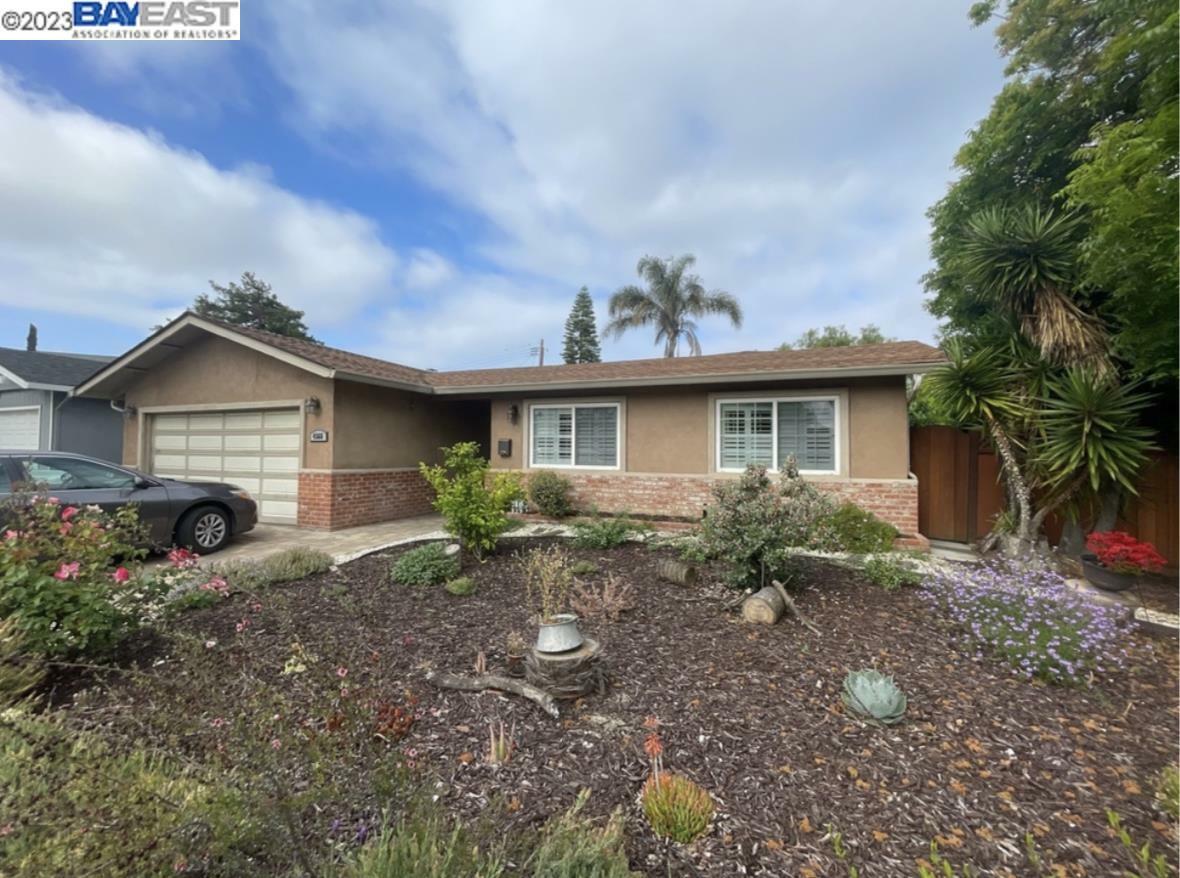 Property Photo: 4568 Balmoral Park Ct CA 94538