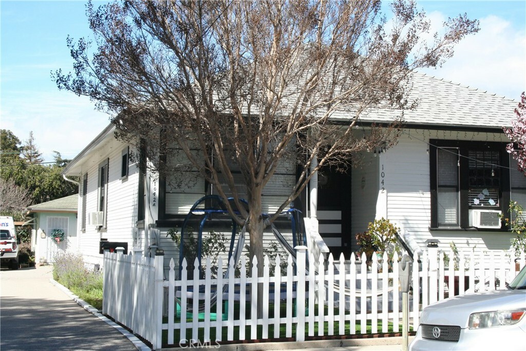 Property Photo:  1042 Pismo Street  CA 93401 