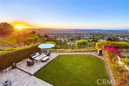 Property Photo:  24921 Stonegate Lane  CA 92677 