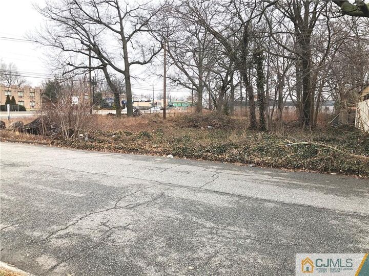 Property Photo: 958 US 1 Highway NJ 07095