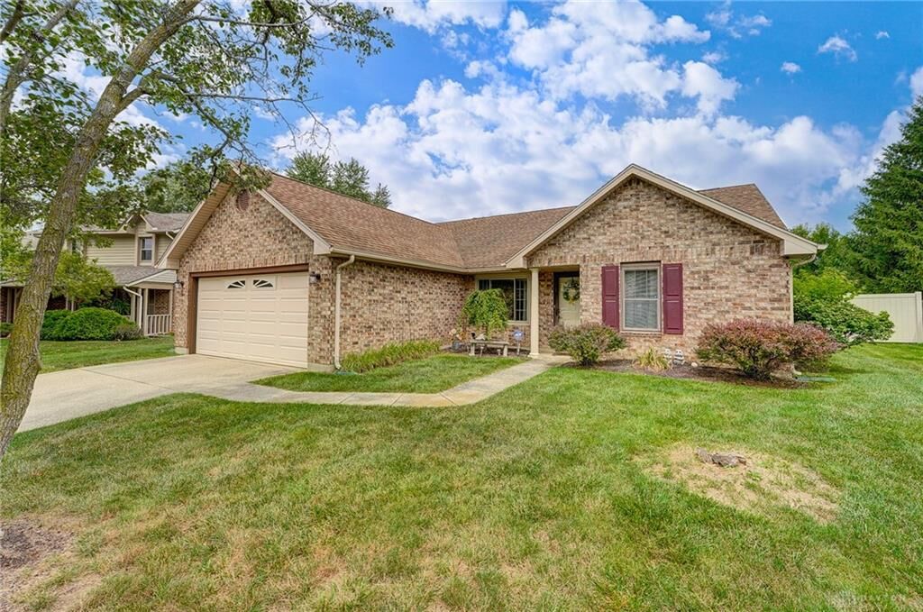 Property Photo:  8840 Christygate Lane  OH 45424 