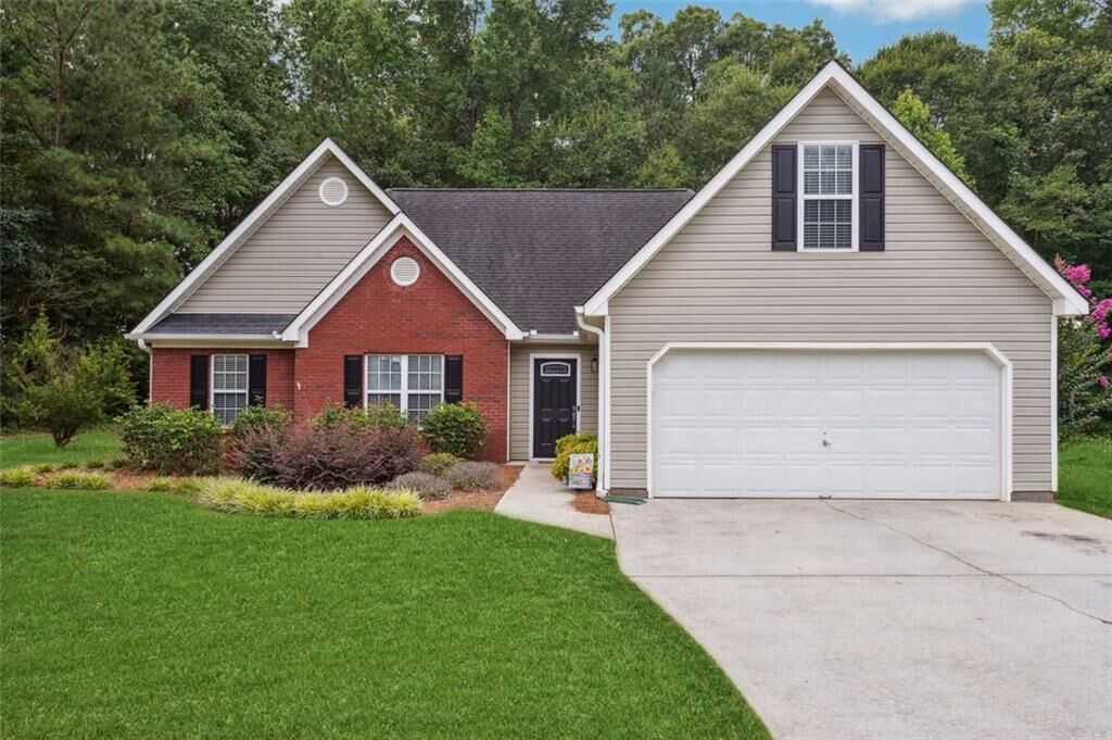 Property Photo: 4355 Ashley Downs Court GA 30052