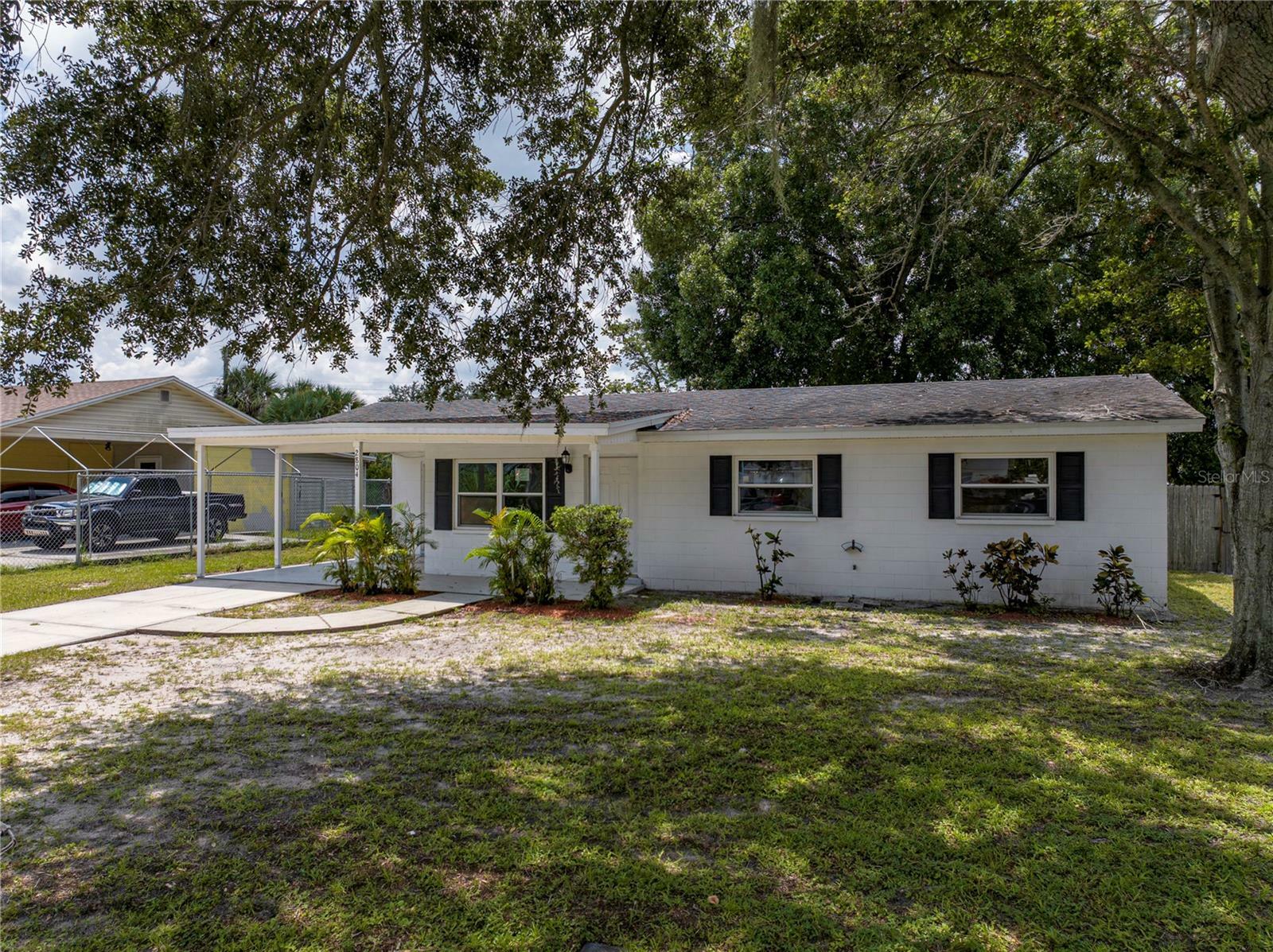 Property Photo:  2804 Kathryn Avenue  FL 33805 