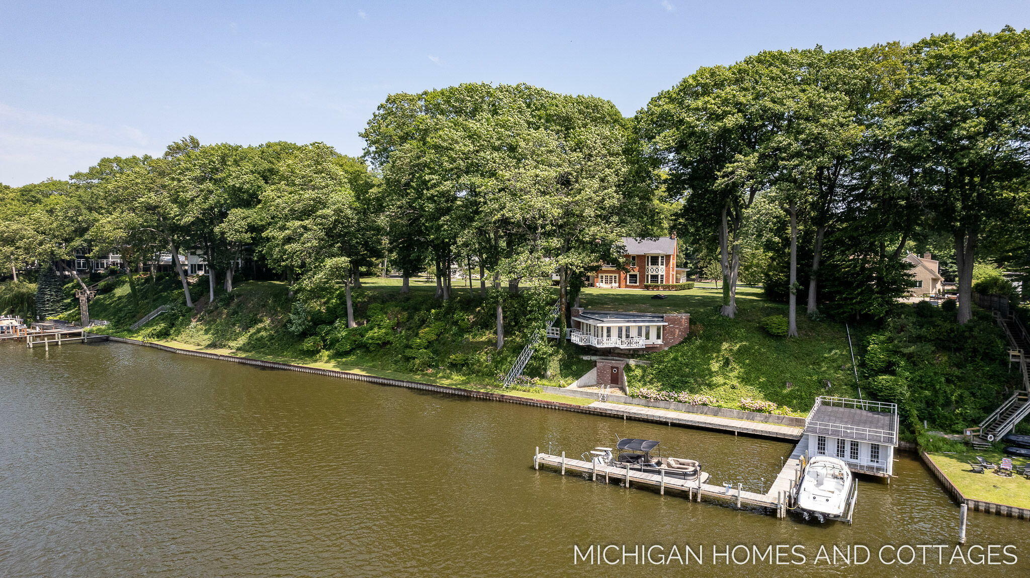 116 Riverside Drive  Saugatuck MI 49453 photo