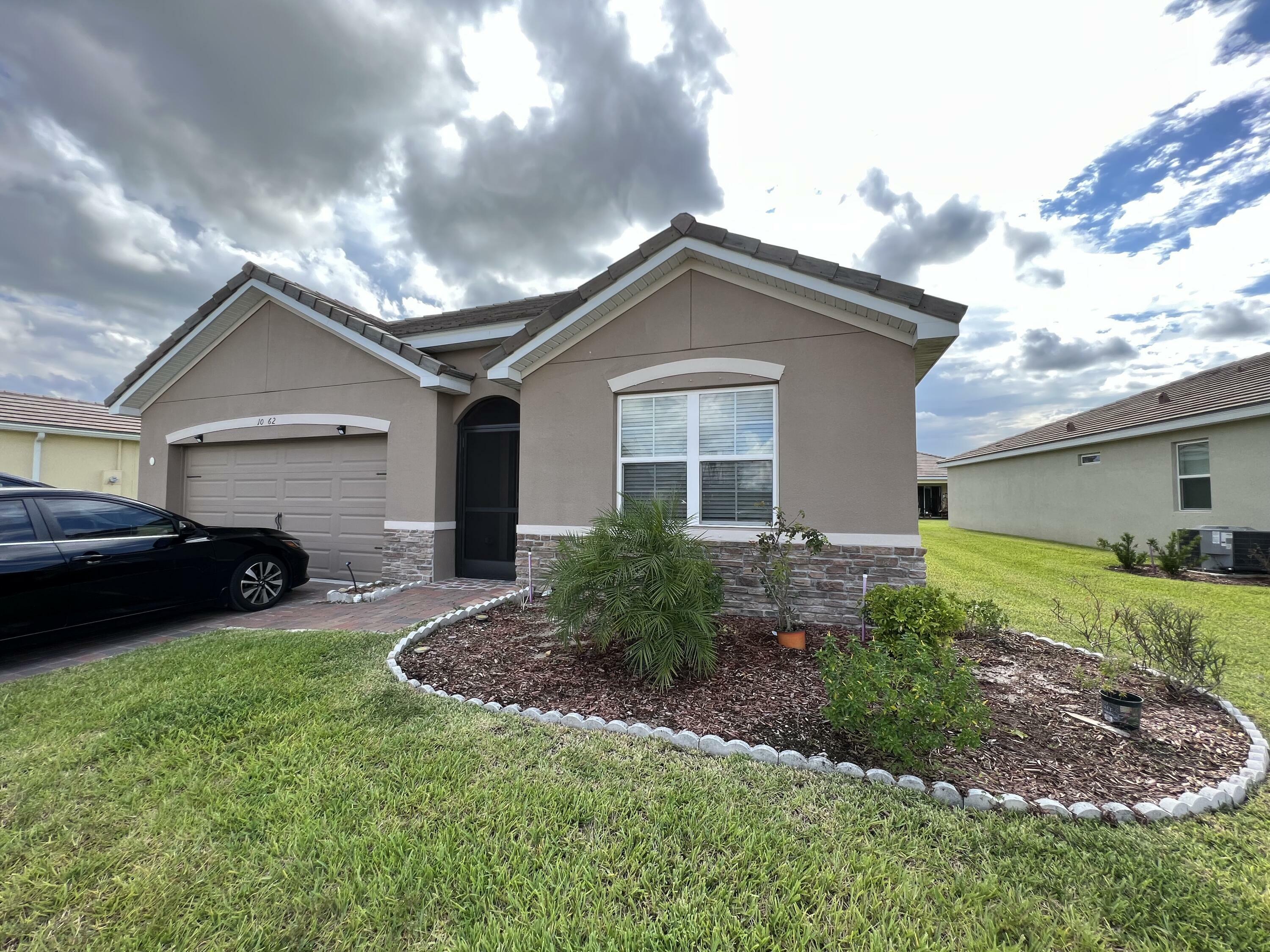 Property Photo:  10562 SW Cambria Lane  FL 34987 