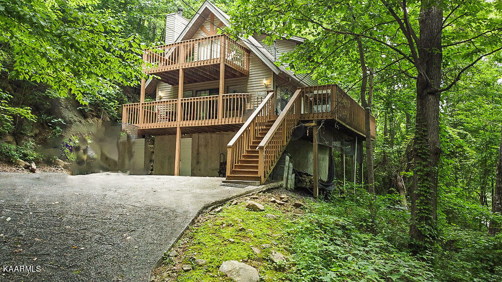 1910 St. Moritz Drive  Gatlinburg TN 37738 photo