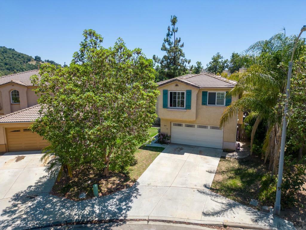 Property Photo: 2891 Oakwood Creek Way CA 92027