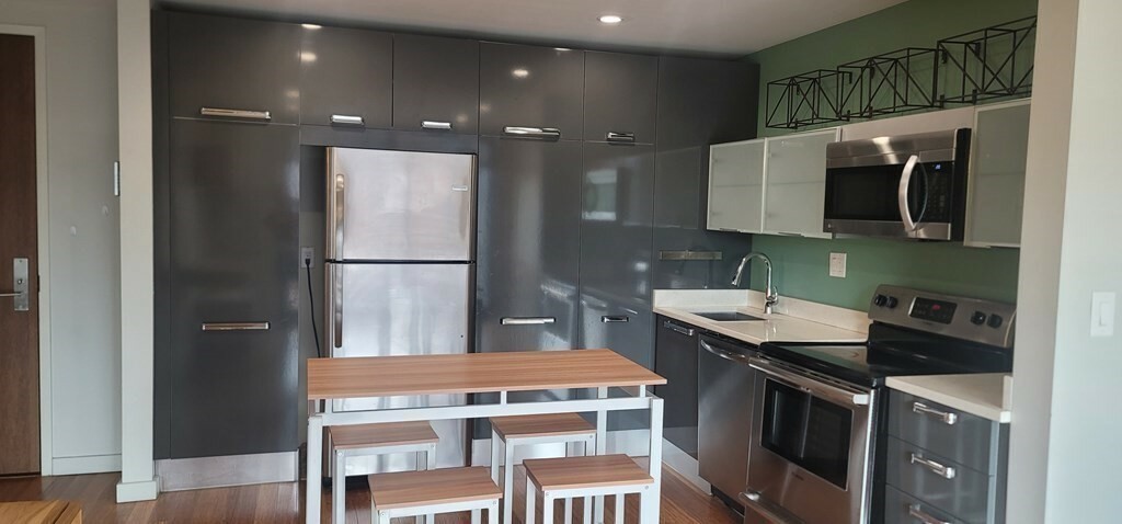 Property Photo: 691 Massachusetts Ave 406 MA 02118