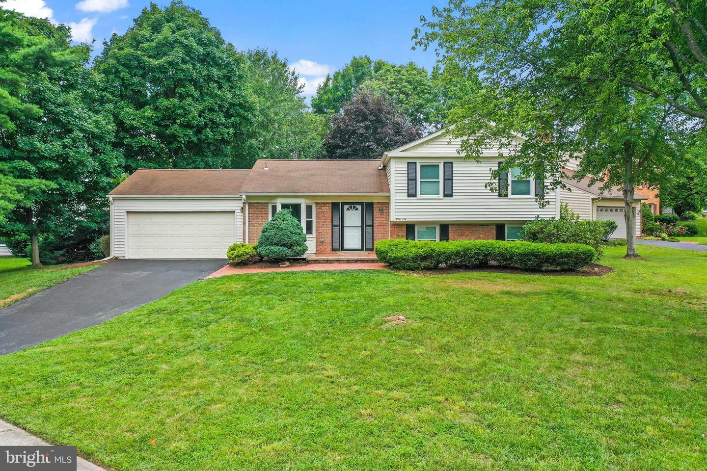 Property Photo: 12629 Fantasia Drive VA 20170
