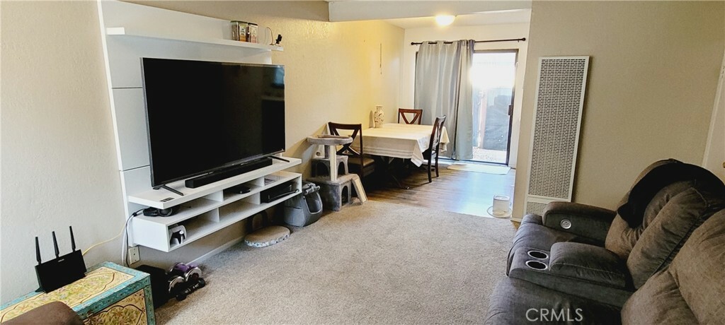 Property Photo:  1210 E Walnut Avenue C  CA 93436 