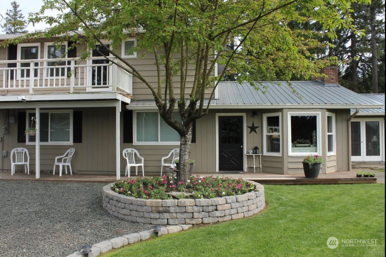 Property Photo:  9289 Glenwood Road SW  WA 98367 