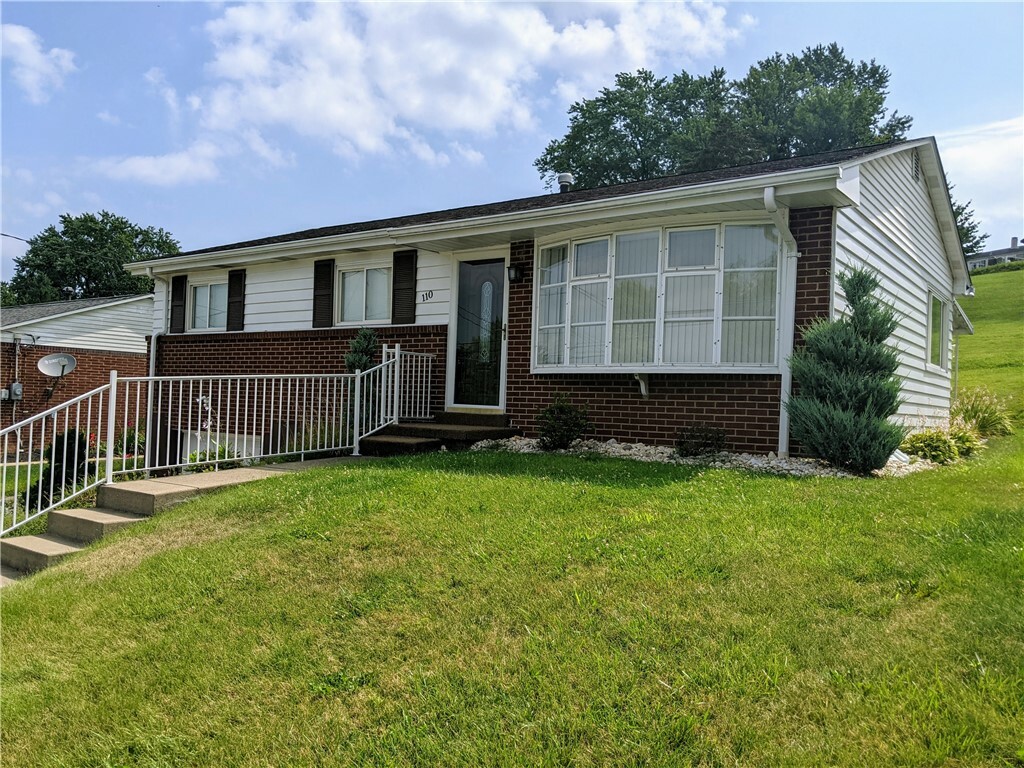 Property Photo: 110 Rockwood PA 15642