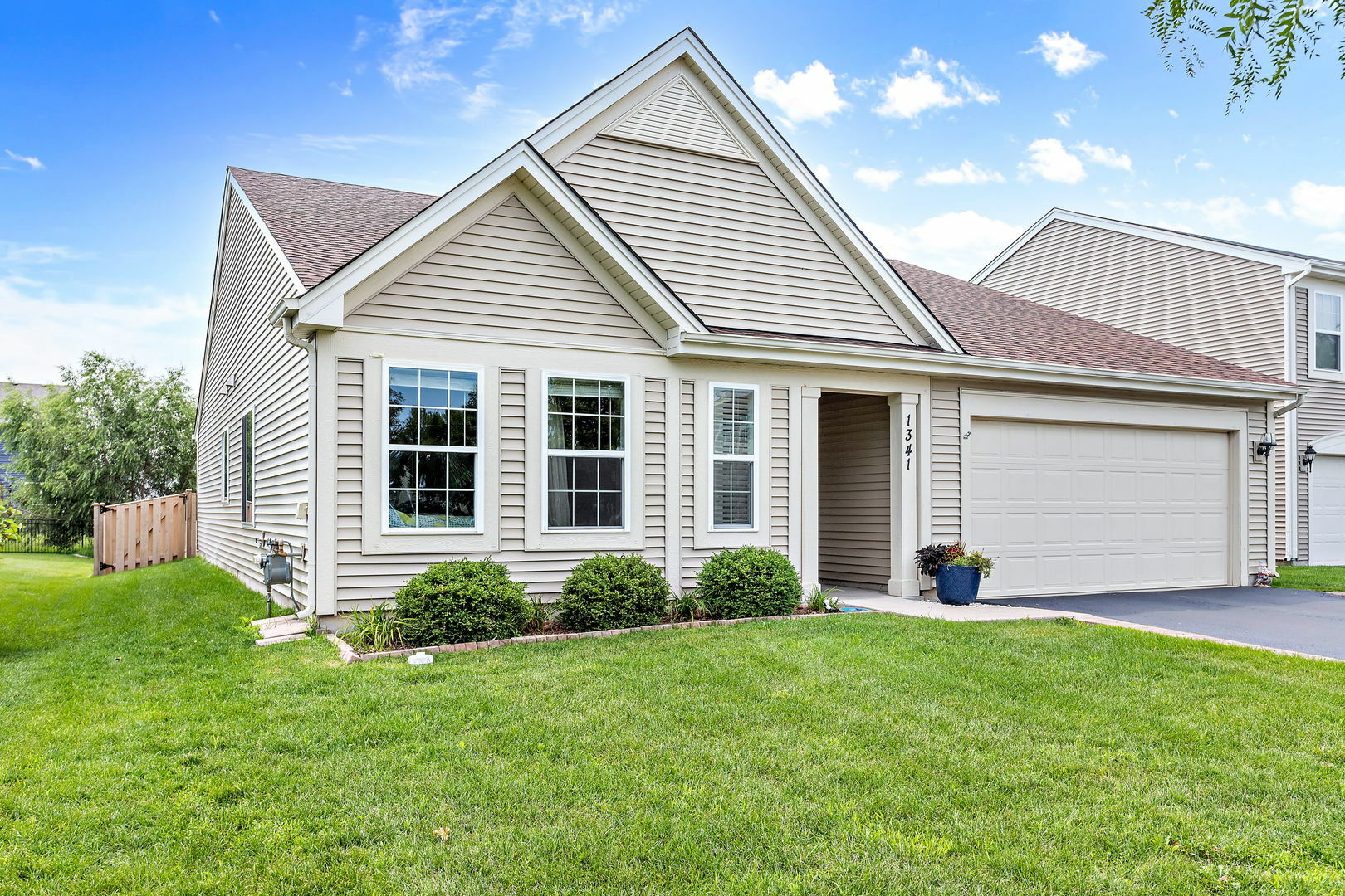 Property Photo: 1341 Padre Island Lane IL 60140