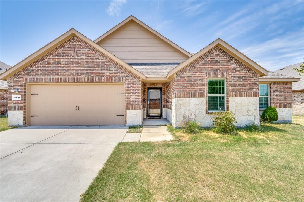 Photo de la propriété:  1520 Woodlake Drive  TX 75165 