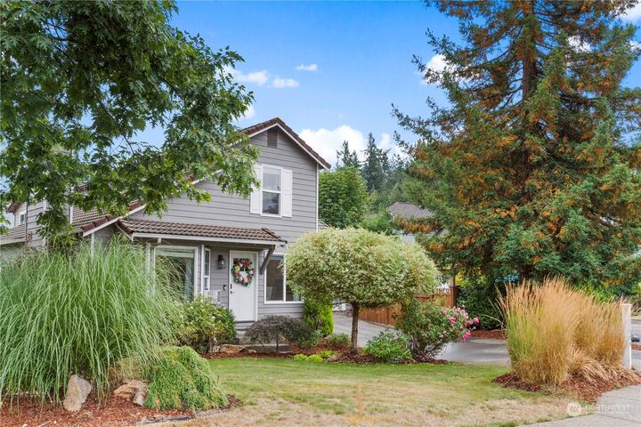 Property Photo: 25004 222nd Court SE WA 98038