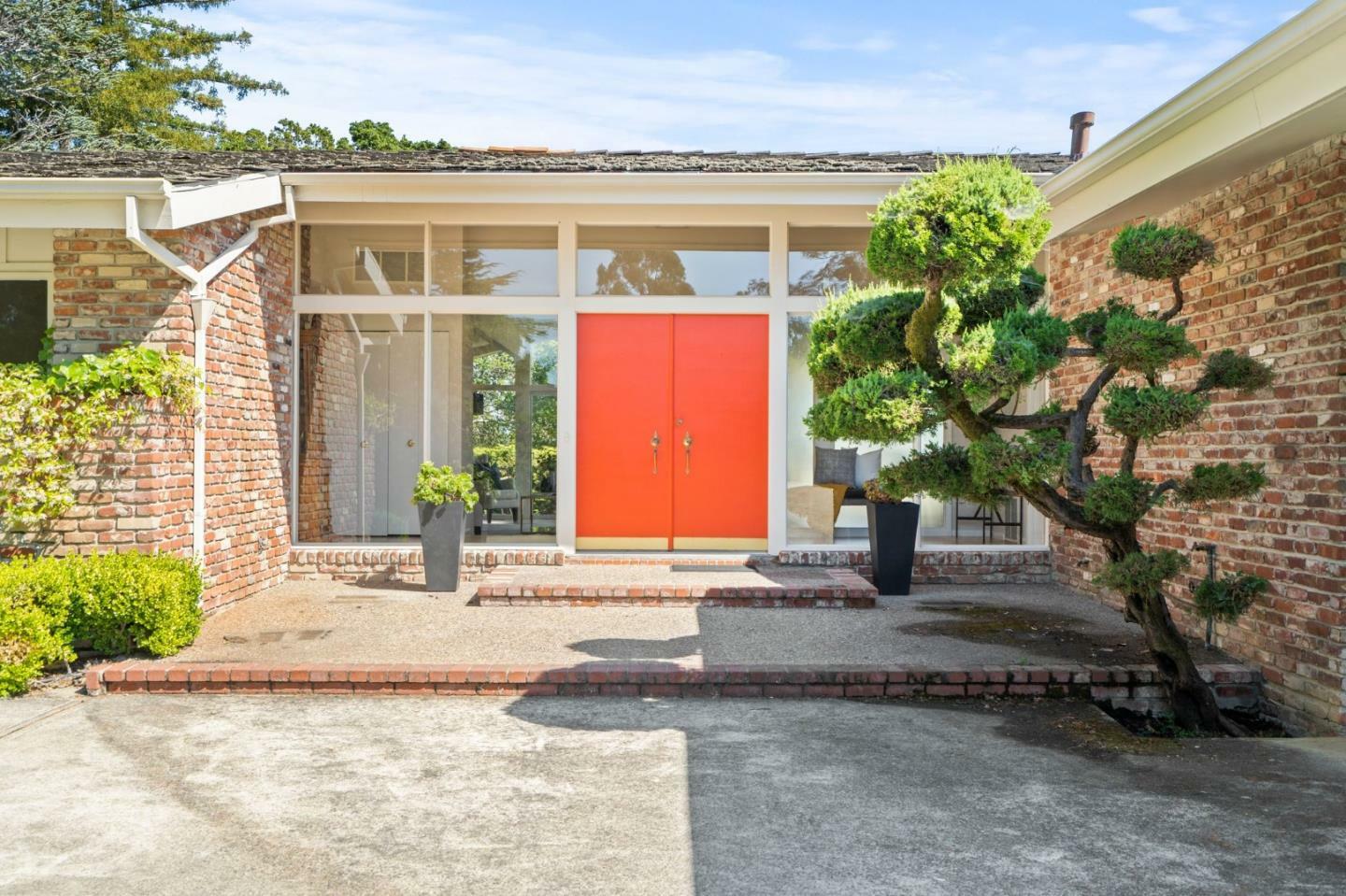 Property Photo: 1485 Southdown Road CA 94010