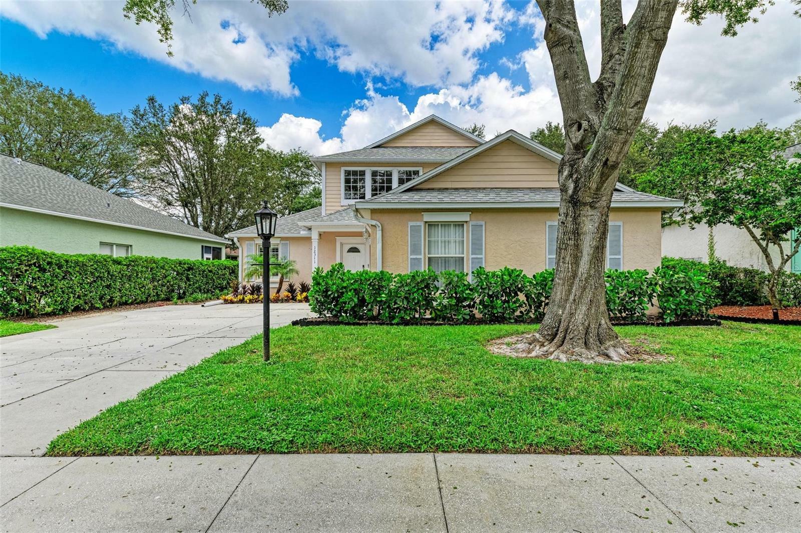 Property Photo:  12311 Hollybush Terrace  FL 34202 