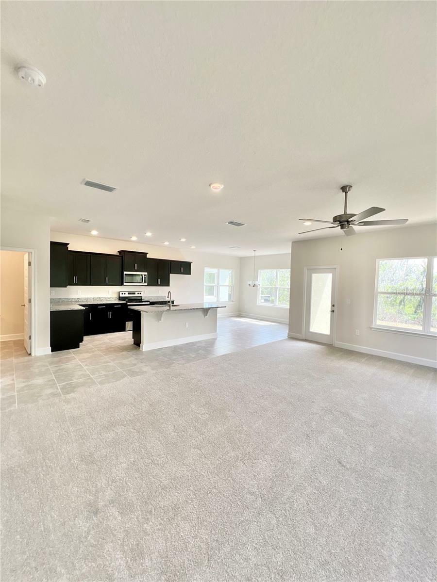 Property Photo:  3816 Sagefield Drive  FL 34773 