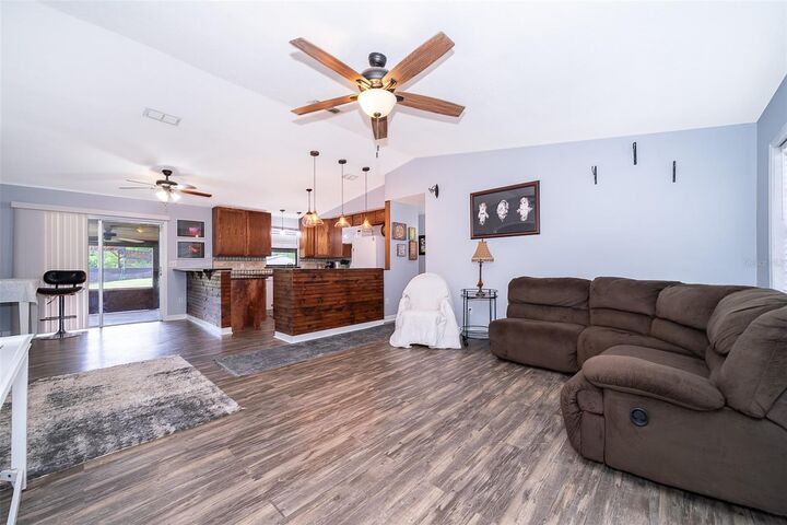 Property Photo:  1825 Elm Street  FL 32765 