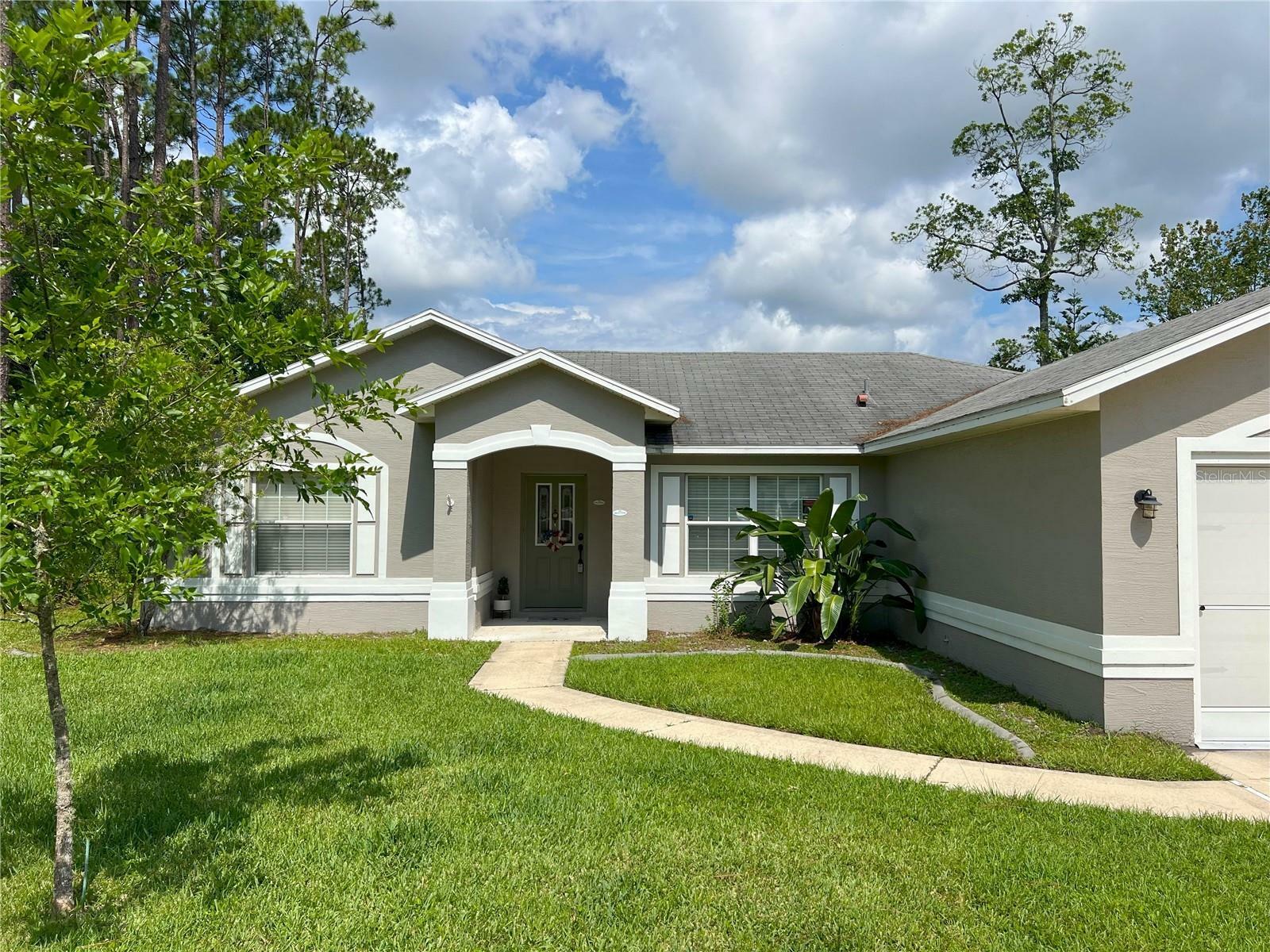 Property Photo:  43 Bennett Lane  FL 32137 