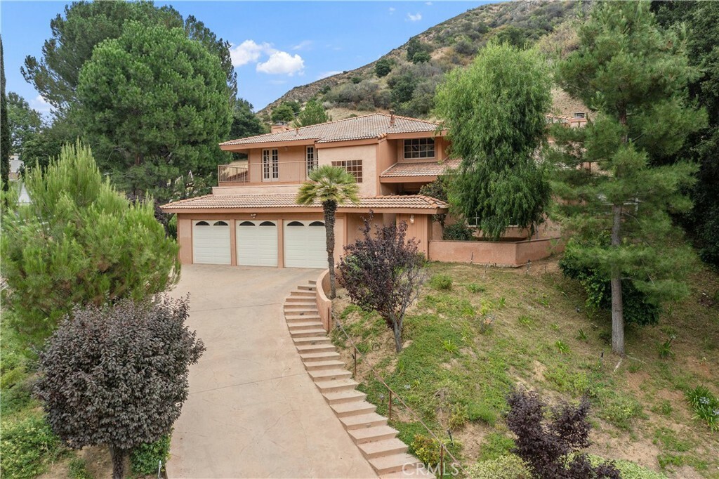 Property Photo:  150 Bell Canyon Road  CA 91307 