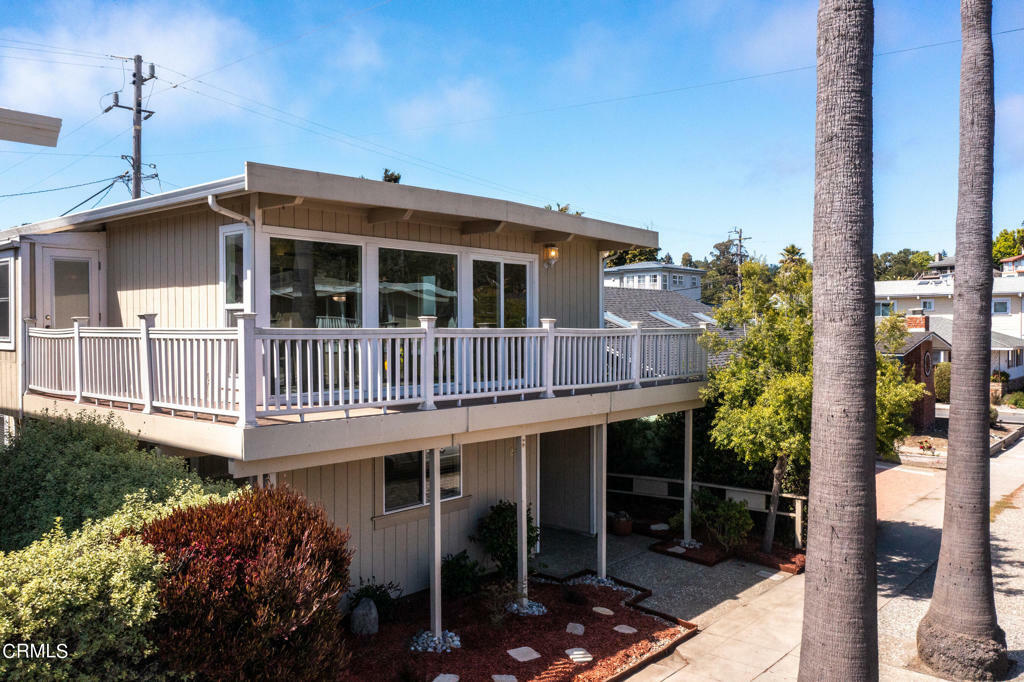 Property Photo:  205 Aptos Beach Drive  CA 95003 