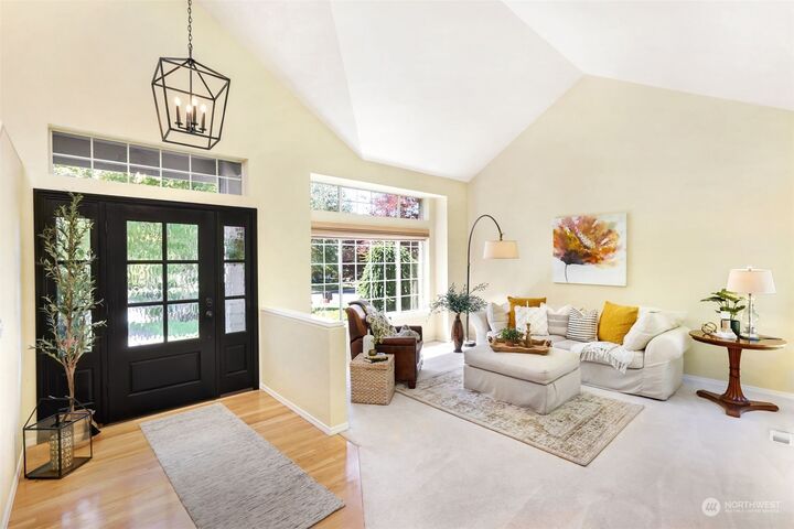 Property Photo:  631 40th Place  WA 98201 