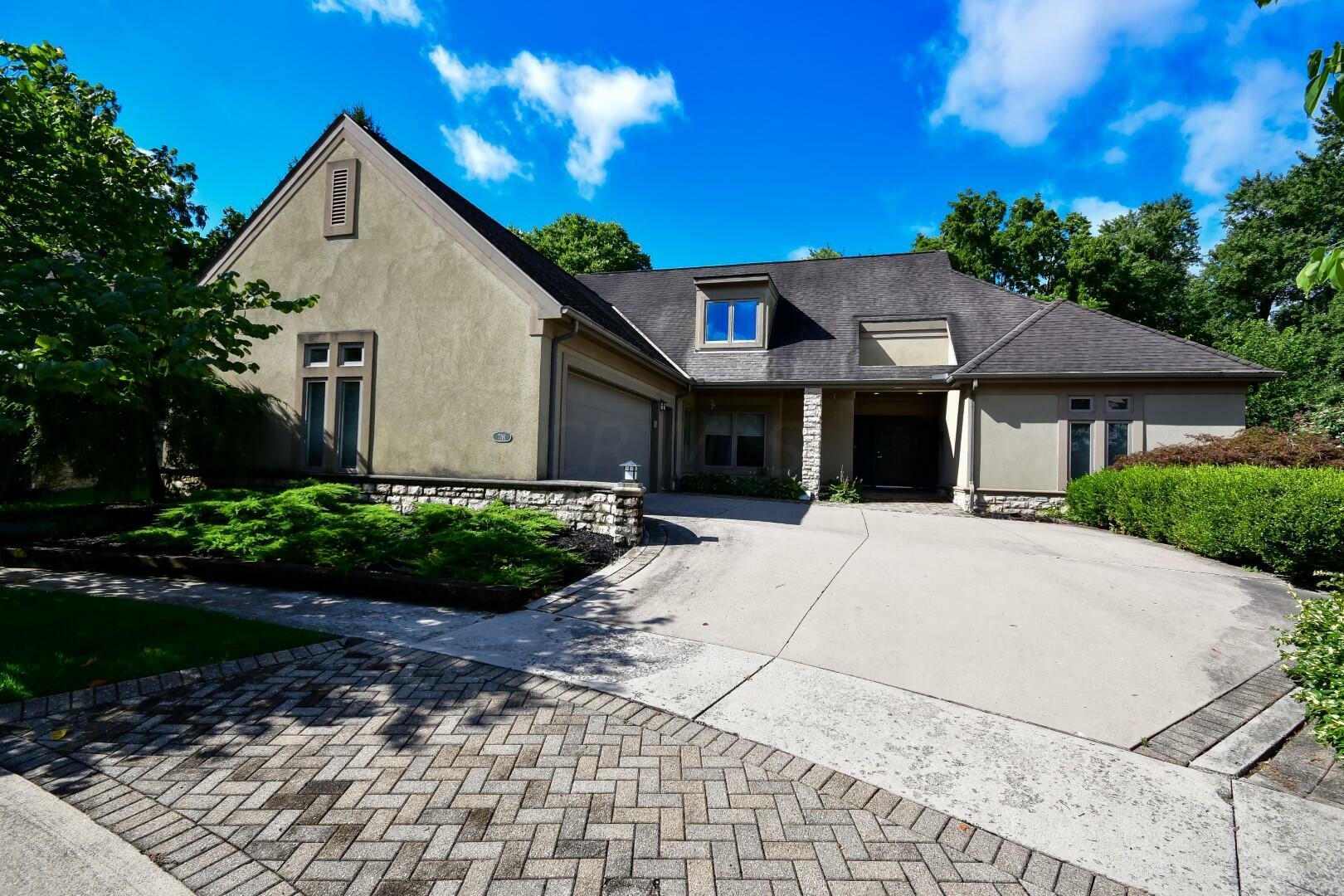 Property Photo:  7181 Old Redbud Court  OH 43235 