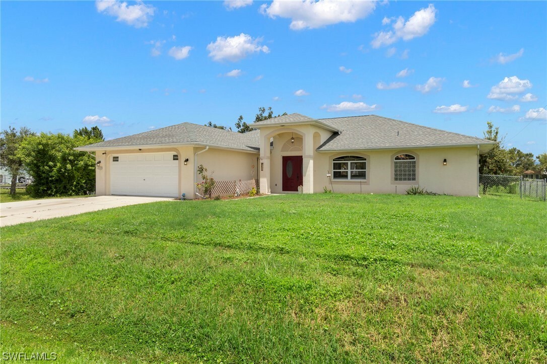 Property Photo:  8483 Garden Road  FL 33967 