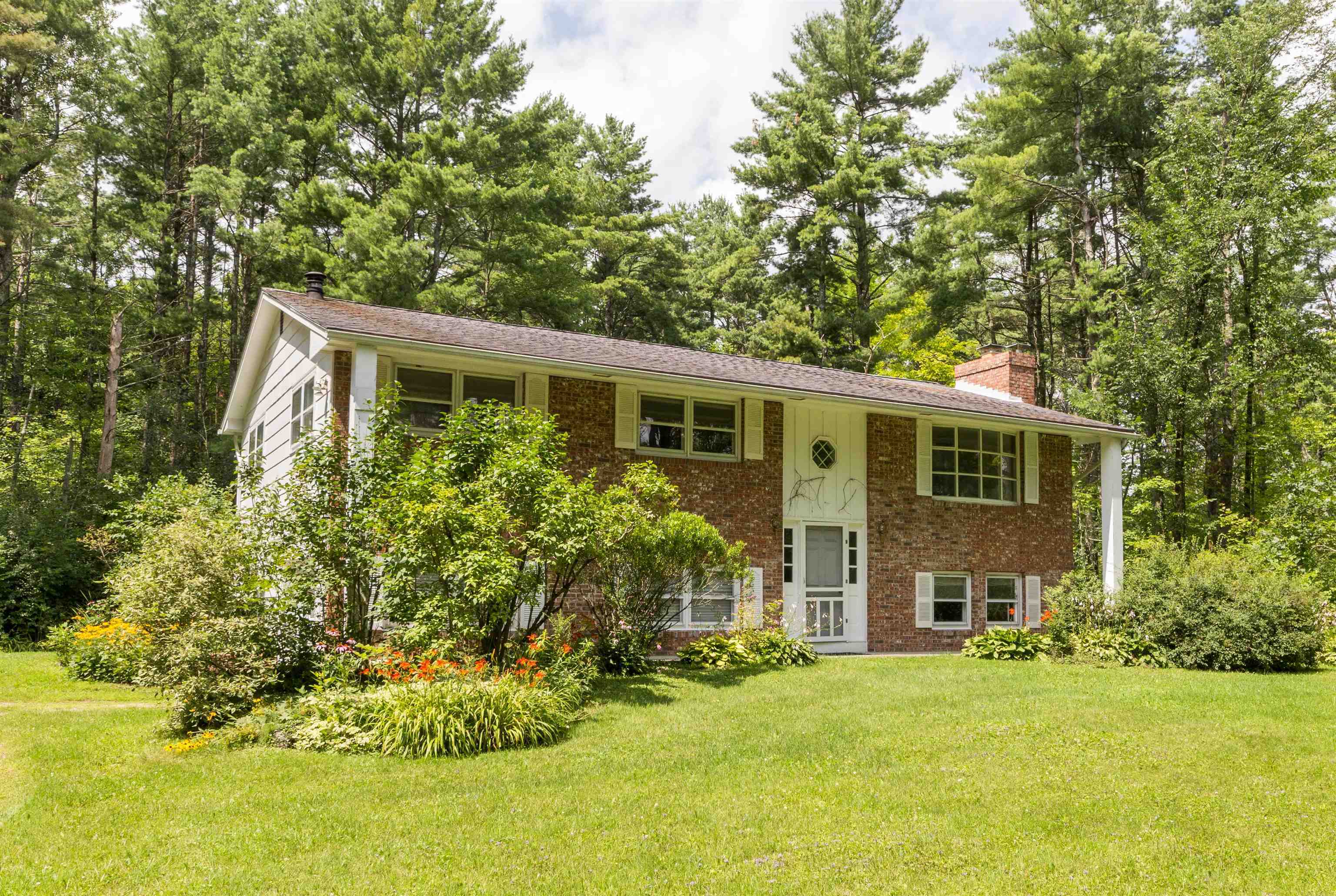 Property Photo:  303 Middle Road  VT 05446 