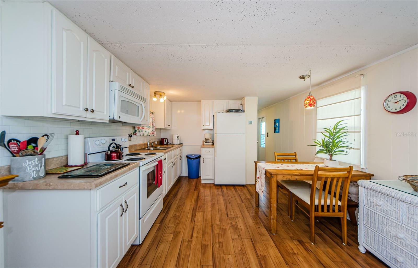 Property Photo: 35 Drury Lane FL 34689