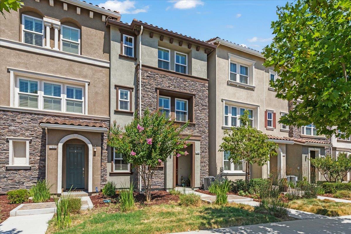 17986 Monterey Street  Morgan Hill CA 95037 photo