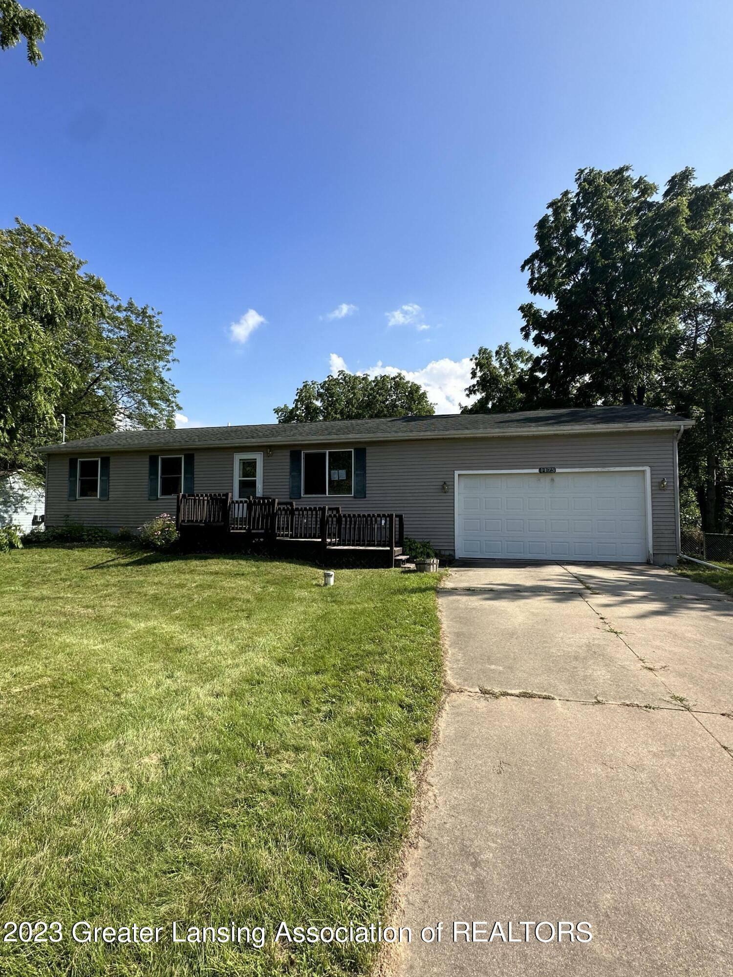 Property Photo:  1175 W Wieland Road  MI 48906 