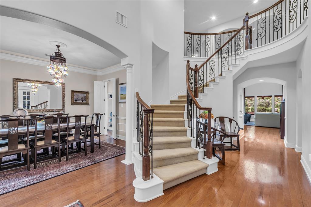 Property Photo: 71 Player Oaks Place TX 77382