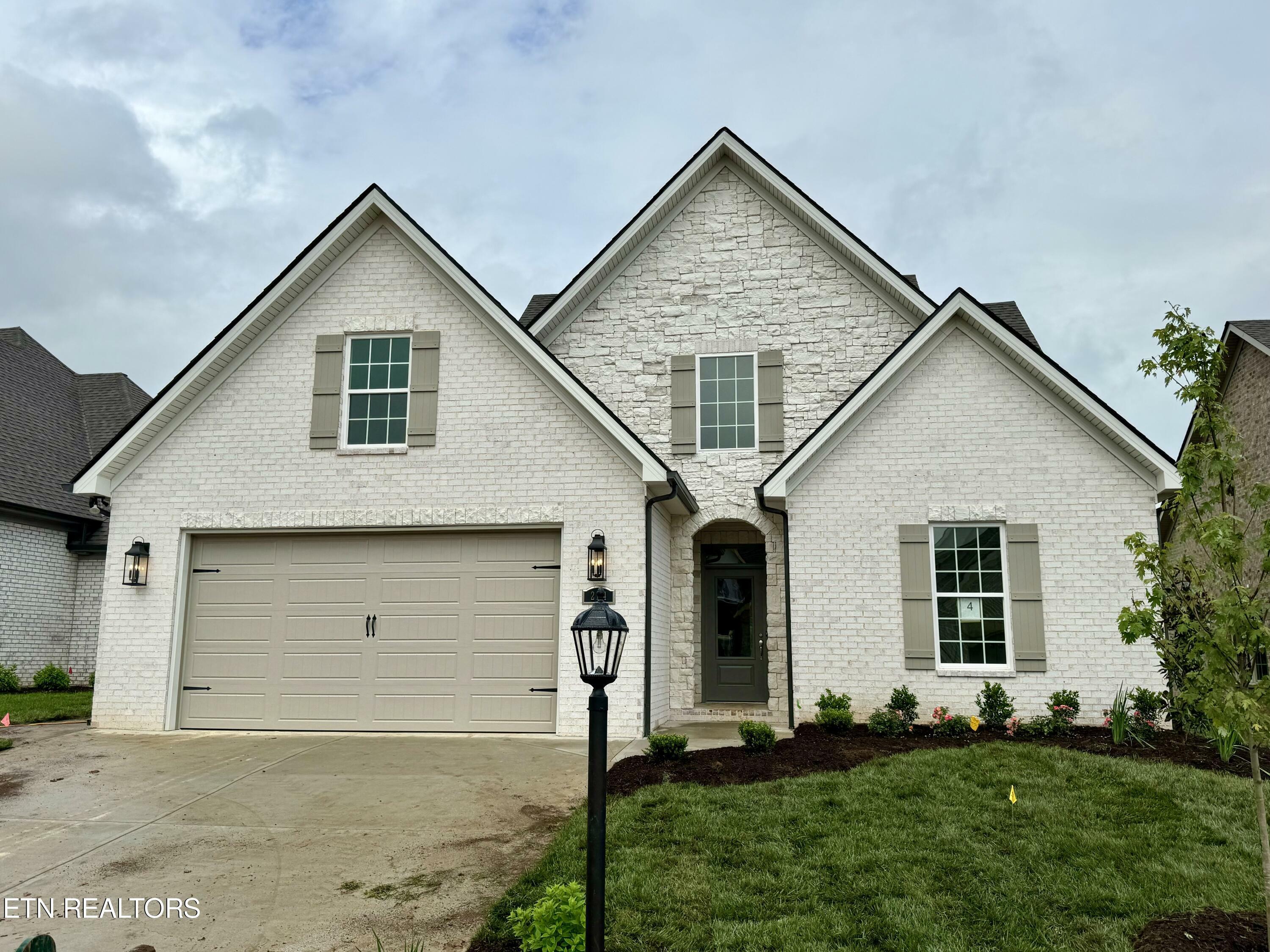 Property Photo:  2114 Lantern Park Lane  TN 37932 