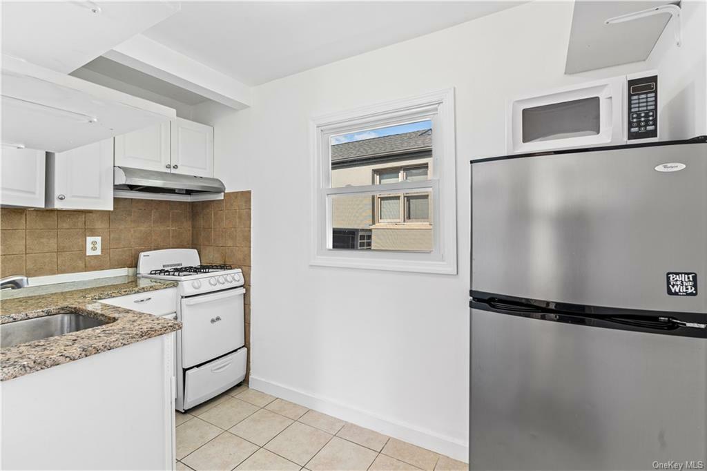 Property Photo:  593 Route 6  NY 10541 