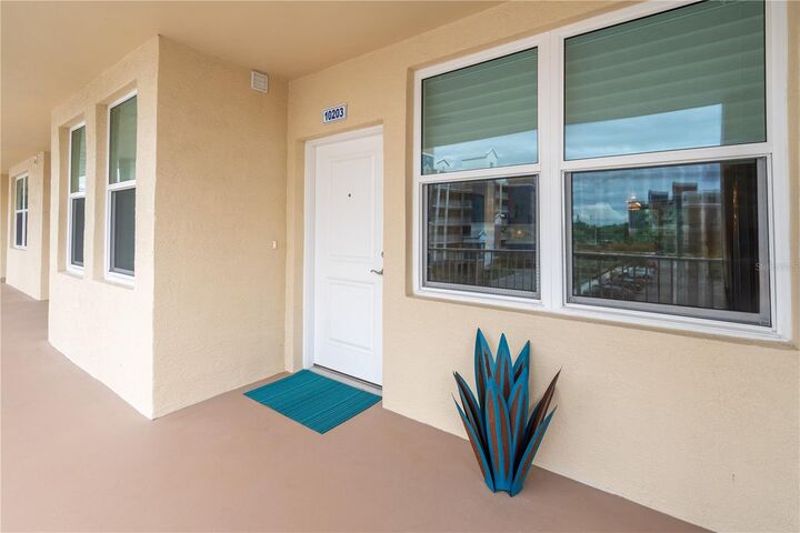 Property Photo:  960 Starkey Road 10203  FL 33771 