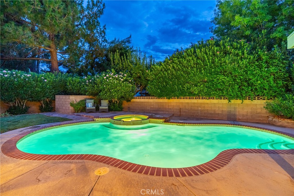 Property Photo: 2615 Ryans Place CA 93536