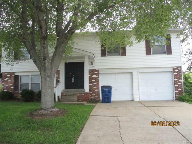 Property Photo: 2526 Millvalley Drive MO 63031